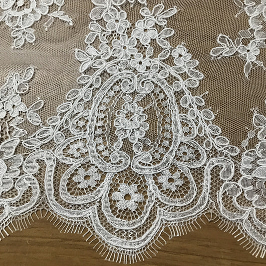 Freedombeauty | Three-Meter Car Bone Lace Veil Skirt Lace Accessories Three-Dimensional Bone Lace Fabric Wedding Dress Fabric