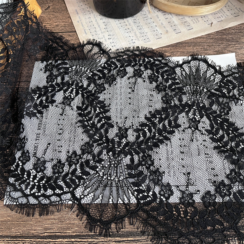 FREEDOMBEAUTY | Factory direct sales, spot fast hair, French retro elegant round pattern 23.5CM eyelash lace