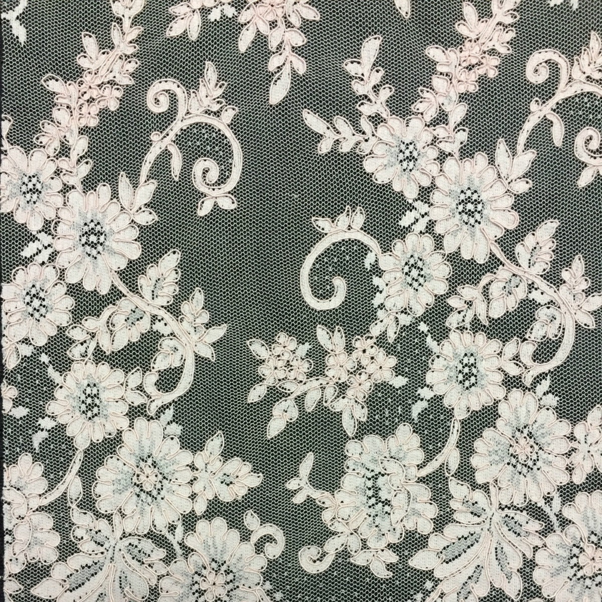 Freedombeauty | Supply Car Strand Lace Fabric B815 Wedding Dress Fashion Accessories