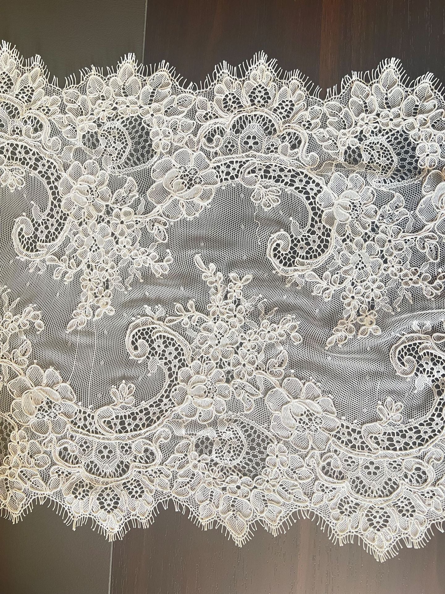 Freedombeauty | Supply Eyelash Lace Wedding Dress Fashion Lace Accessories Three-Dimensional Bone Line