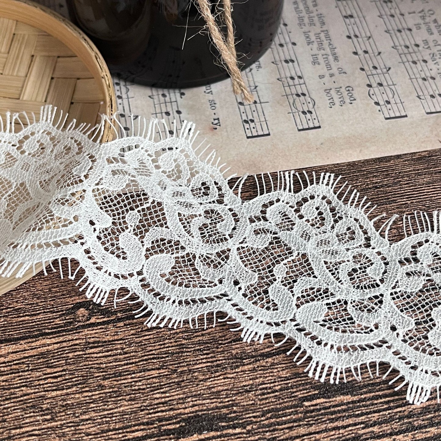 FREEDOMBEAUTY | Factory direct 8cm lace webbing decorative jewelry DIY handmade material cloth belt black and white clothing accessories