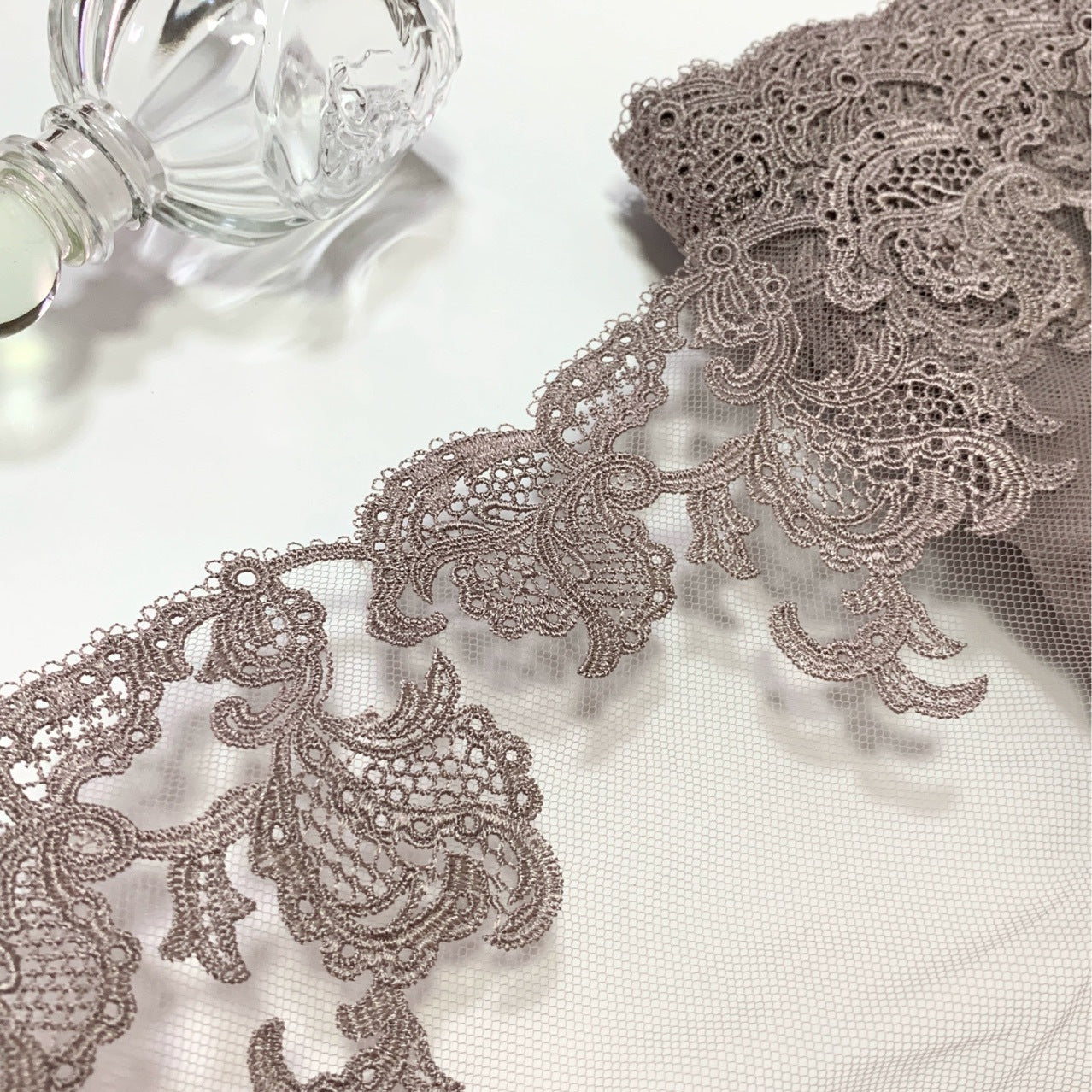 FREEDOMBEAUTY | Spot bilateral light brown water-soluble splicing mesh lace lace accessories decorative design DIY