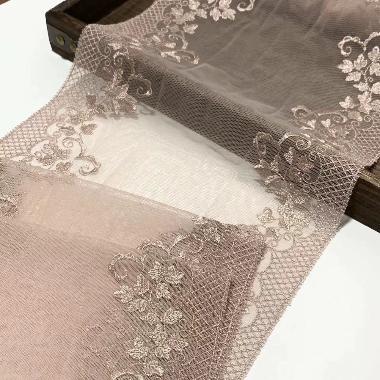 FREEDOMBEAUTY | Spot court French bilateral embroidery mesh lace accessories decorative design DIY clothing