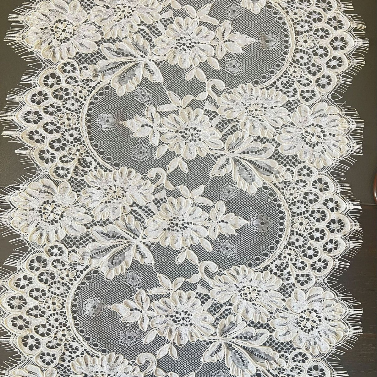 Freedombeauty | Supply Eyelash Lace Wedding Dress Fashion Lace Accessories Three-Dimensional Bone Line