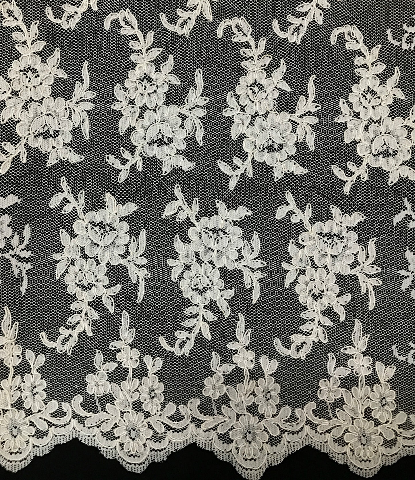 Freedombeauty | Supply Lace Car Strand Fabric Wedding Dress Veil Materials